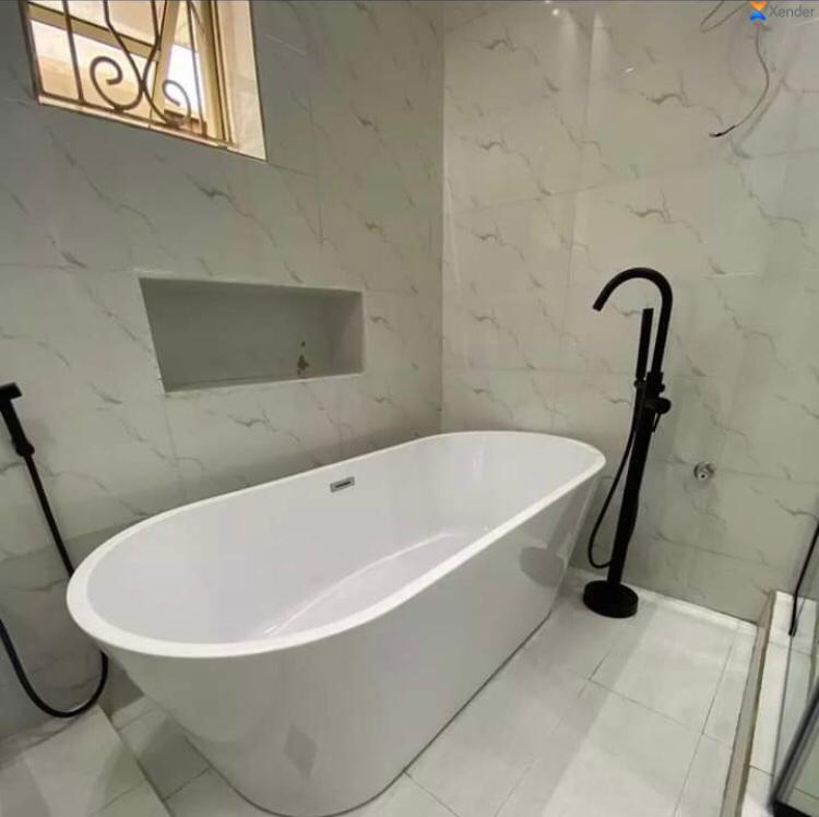 Contemporary Luxury Freestanding Bathtub & Matte Black Mixer Set